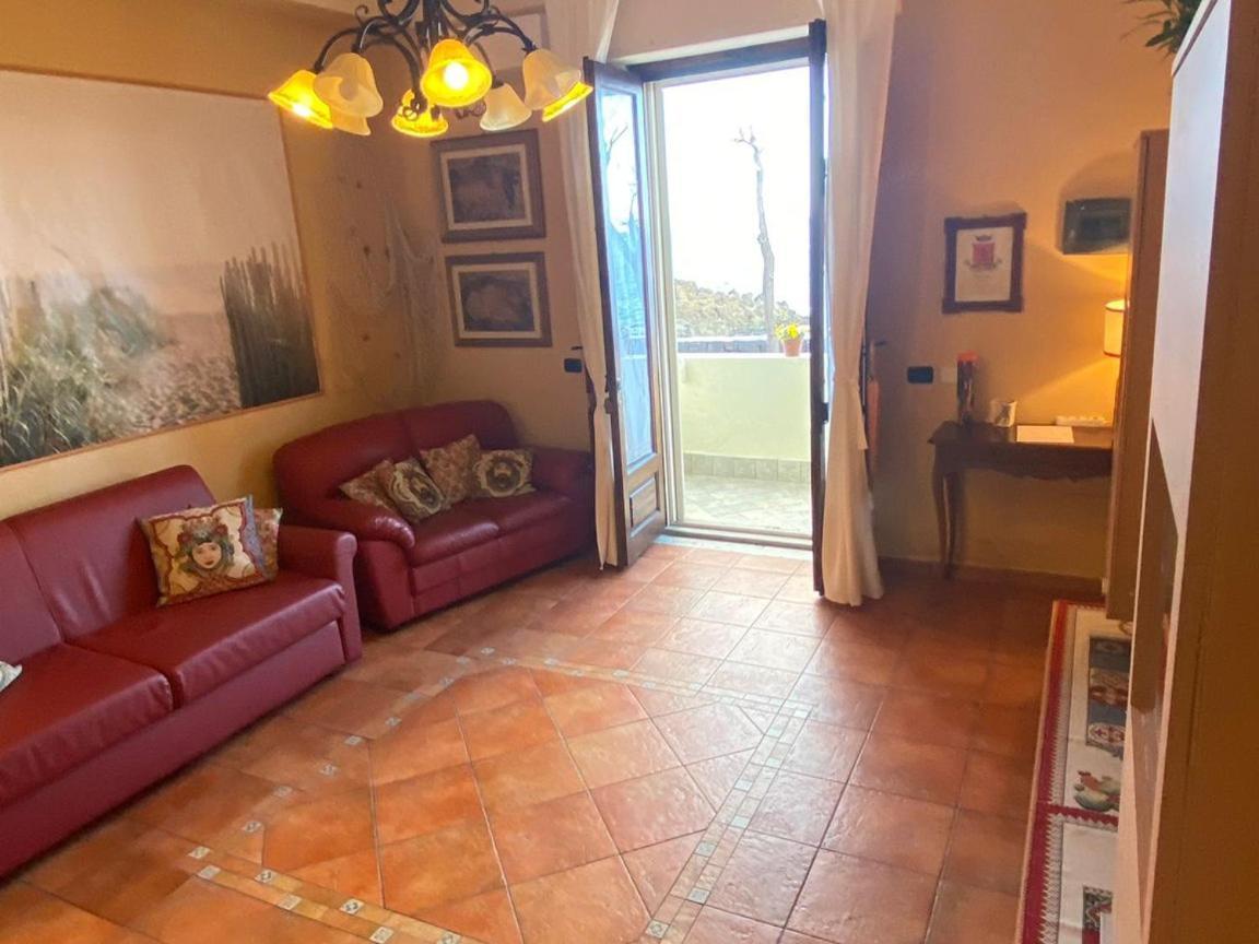 Nice Sicily Little Family Home アチレアーレ エクステリア 写真