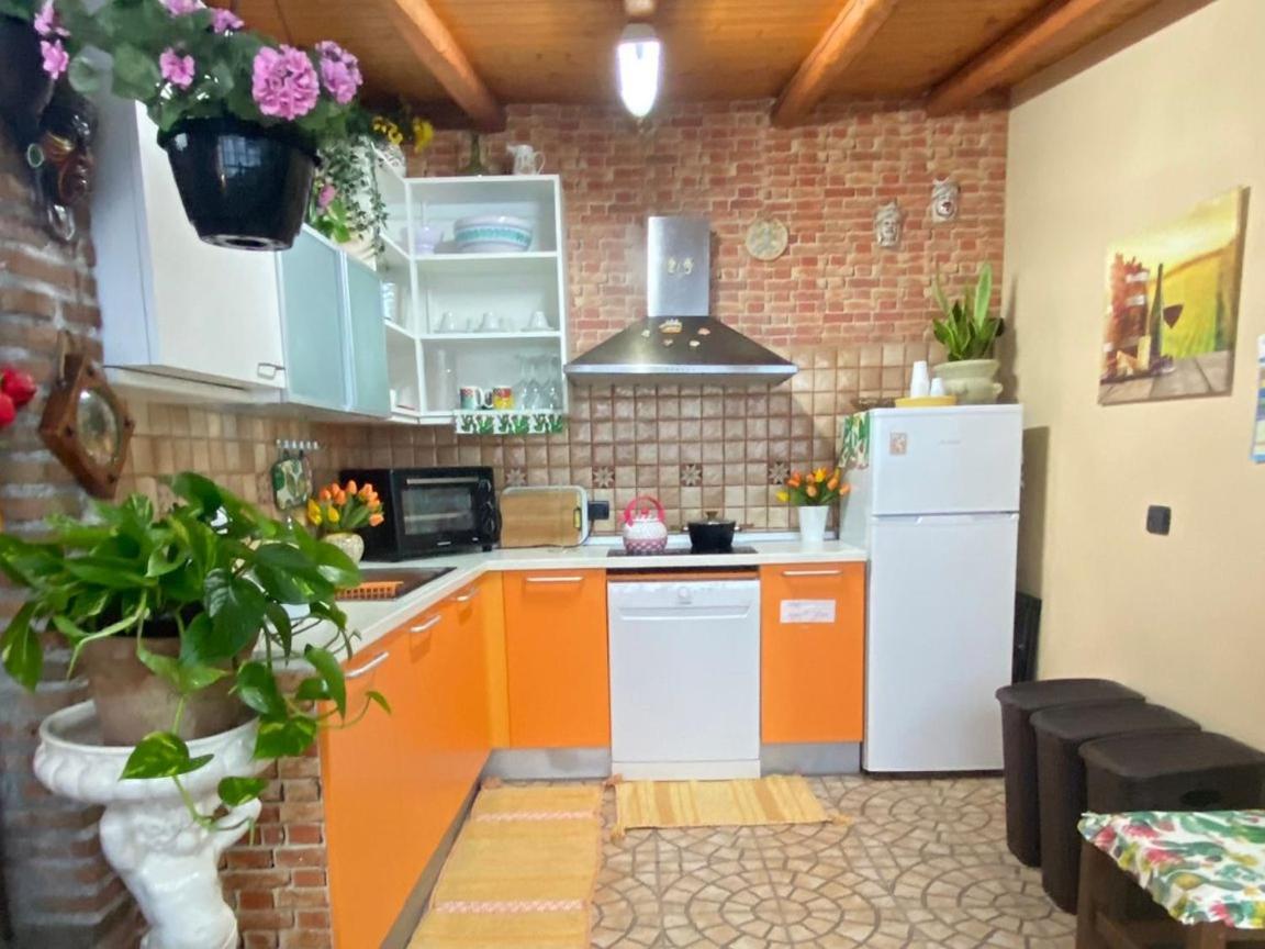 Nice Sicily Little Family Home アチレアーレ エクステリア 写真